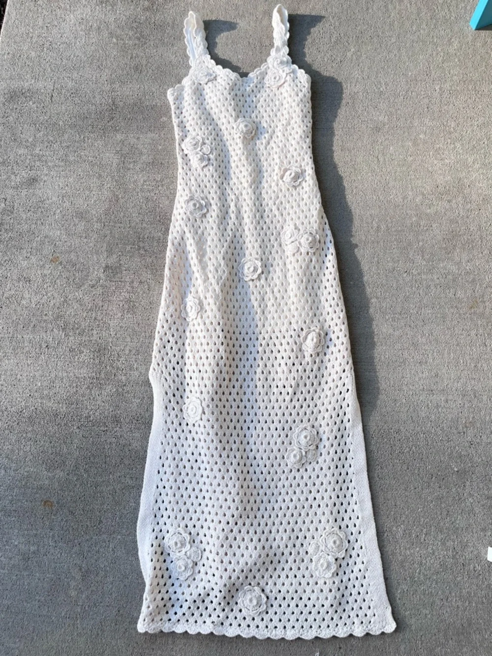 Saltwater Luxe Los Angeles Newland Midi Dress Crochet Knit Flowers Cream NWOT - Picture 6 of 8